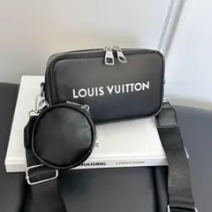 LOUIS VUITTON ブラック スマホショルダーバッグ