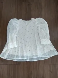 ホワイト ドット柄 パフスリーブ シフォンブラウス M