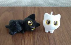 黒猫、白猫の置物セット