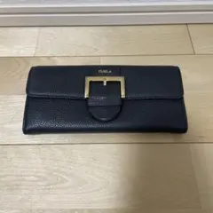 FURLA 財布　クロ