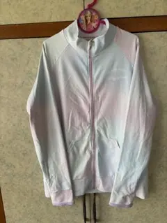 メゾピアノジュニア　160センチラッシュガード