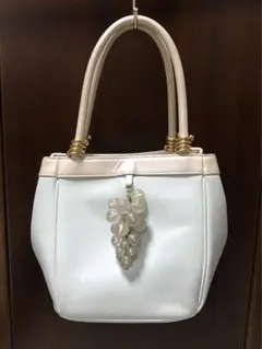 値下げ：キタムラ　ハンドバッグ  (小ぶりでかわいい系)