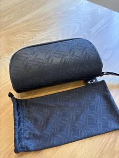 【美品】オークリー　サングラスケース ロゴ