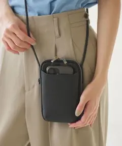 BEAUTY&YOUTH UNITED ARROWS スマホショルダーバッグのサムネイル