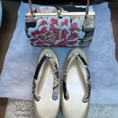 花柄クラッチバッグと草履のセット