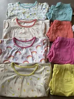 UNIQLO ベビーパジャマ 半袖 4セット 80cmのサムネイル