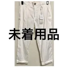オリーブ デ オリーブのクロップドパンツ　トラウザーパンツ　白　ホワイト