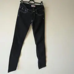 レディース　デニム　ブラックパンツ　黒　スキニーパンツ　61