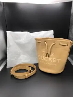 MARC JACOBS バケットバッグ ホワイト 別売ロゴ入りショルダー付き 