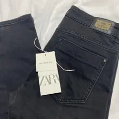 ZARA ミッドライズ　ブラックスキニー　36