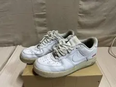 Supreme Nike Air Force 1 ホワイト