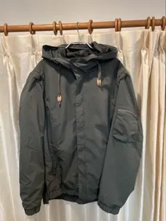 urban research マウンテンパーカー