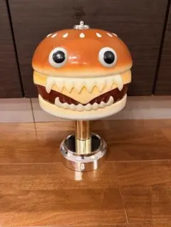UNDERCOVER HAMBURGER LAMP MEDICOM TOY