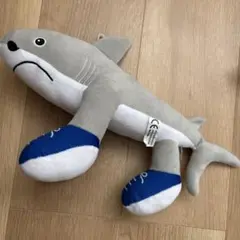 イタリアンブレインロッド　トララレロトラララ　ぬいぐるみ　サメ　マスコット　人形