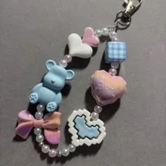 ハンドメイド ビーズアクセサリー キーホルダーストラップ ライトブルー ピンク