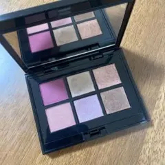 ADDICTION 限定パレット　センスオブクラリティ　103