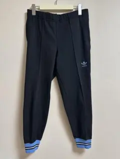 2026年最新】adidas デサント トラックパンツの人気アイテム - メルカリ