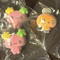 たまごっち　カプセルフロッキーズ　ふらわっち　めめっち　3つ