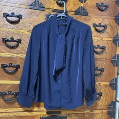 ネイビー リボン付き長袖シャツ✨上品✨