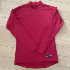 赤　ハイネック　長袖アンダーシャツ　裏起毛