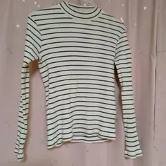 アイボリー・ネイビー ストライプ 長袖ニット