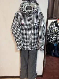 Item thumbnail for item 47a3f2be-3670-490a-8b84-b31d60e574c2