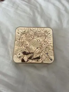 クレドポーボーテ ル・レオスールデクラ 201 LOVE COLLECTION