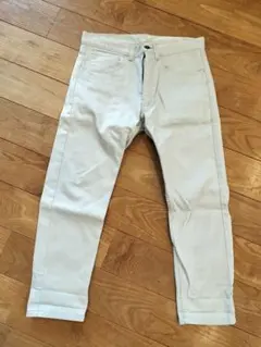 Nasngwam. ホワイトデニム