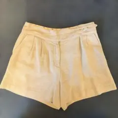 ショートパンツ　ベージュのサムネイル