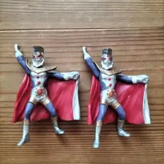 ウルトラマンキングHG　　ミニフィギュア 2体