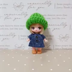 ぷちリカちゃん服　デニム風ワンピース・グリーン帽子セット　ハンドメイド