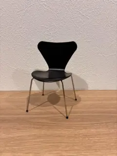 Vitra ミニチュアコレクション DSW 黒 1/6 木箱付 イームズ - メルカリ
