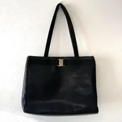 Salvatore Ferragamo フェラガモ ヴァラリボン トートバッグ