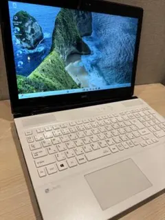 【Win11 】NEC LAVIE 15.6型/ i3 /SSD/AI搭載