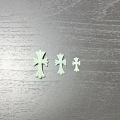 ネイルパーツ　クロム　十字架