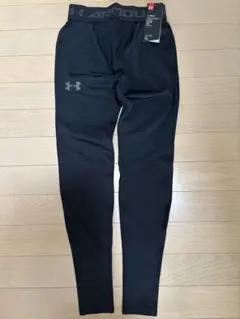 新品未使用Under Armour ブラック タイツ SM