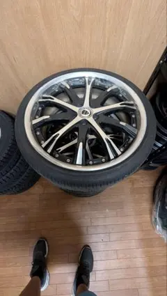 鍛栄社 ブラックレーシング VS1 200系ハイエース 215/60R17C 鍛栄社 ブラックレーシング VS1 200系ハイエース 215/60R17C - メルカリ
