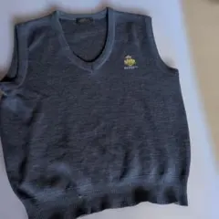 ダークグレー Vネック ニットベスト