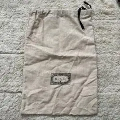 GUCCI ロゴ入り布製袋