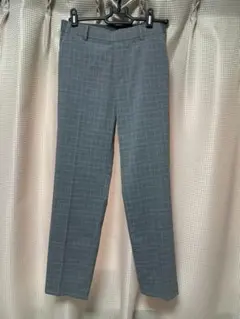 ユニクロ　スマートアンクル　チェックパンツ　タック入　テーパードパンツ