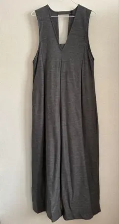 【美品】ELENDEEK グレー Vネック オールインワン