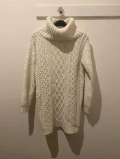 【Mサイズ】INGNI タートルネックニット 長袖 ホワイト