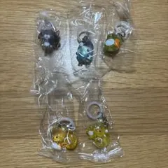 うさぎのモフィ　めじるしアクセサリー①