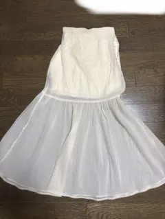 NICE CLAUP シアーフレアスカート