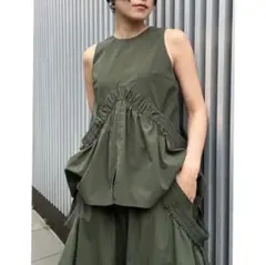 UN3D.（アンスリード） ラウンドラインサファリオールインワン カーキ