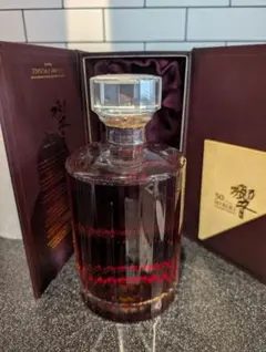 世界1650本限定 KAWS QUI NOBU 2025 Red Edition - メルカリ