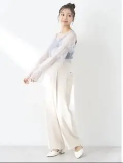 新品未使用　earth 袖フリルシアーカットソー