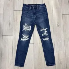 アメリカンイーグル　ダメージジーンズ