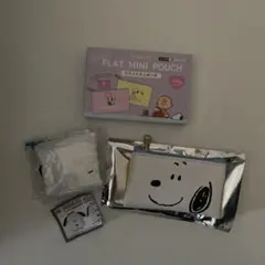 スヌーピー　フラットミニポーチ　シークレット1種と　ふわふわ巾着　ガチャ１個