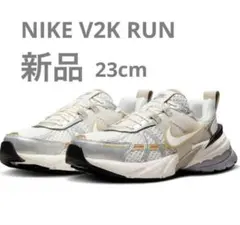 完売品新品 Nike ウィメンズv2kラン HJ7245